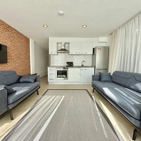 Merkezde Denize Sifir Plajli Ev Bodrum
