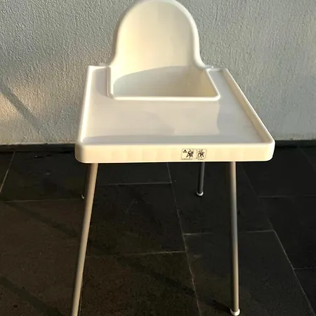 Merkezde Denize Sifir Plajli Ev * Bodrum